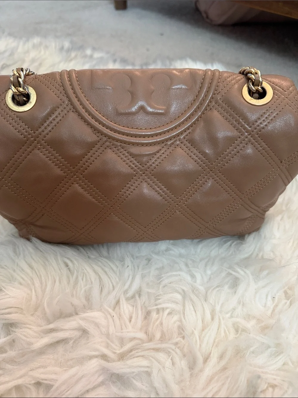 Tory Burch Flemming convertible quilted Bag with Gold Chain